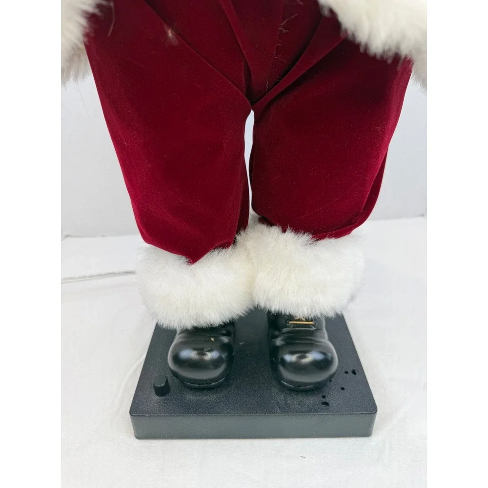 Vintage Traditions Deluxe Animated Santa with Light and Music 16 Holiday Tunes‎